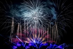 アスクゲートグループは真駒内花火大会に協賛しています